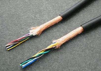 機(jī)器人耐彎曲電纜具有什么特點(diǎn)和結(jié)構(gòu) 機(jī)器人耐彎曲電纜具有什么特點(diǎn)和結(jié)構(gòu)